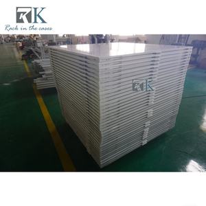 Escenario de Plataforma de Madera Blanca, Piso de Baile de Diseño Simple, Desmontable, de Instalación Rápida para Espectáculos, en Venta - Product Image 1