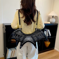 Sac à main chauve-souris au design original, sac à dos asymétrique unisexe, sac sous le bras, produit transfrontalier très demandé