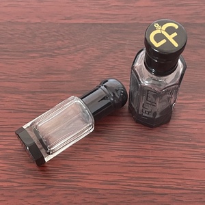 Boming bán buôn 3ml 6ml 12M Fancy Arab attar chai Con lăn màu đen chai thủy tinh dính chai với cơ sở tinh thể - Product Image 3