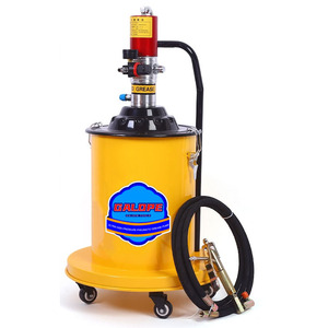<span class=keywords><strong>Pistolet</strong></span> d'injecteur de <span class=keywords><strong>graisse</strong></span> <span class=keywords><strong>pneumatique</strong></span> à haute pression portable 13KG 15KG 18KG <span class=keywords><strong>Pistolet</strong></span> d'injecteur de <span class=keywords><strong>graisse</strong></span> <span class=keywords><strong>pneumatique</strong></span> 12L 20L 35L 40L Pompe à seau de <span class=keywords><strong>graisse</strong></span> automatique à commande <span class=keywords><strong>pneumatique</strong></span> - Product Image 4