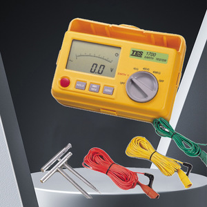 Medidor de Resistencia de Tierra Digital de Alta Precisión TES-1700 con 1 Año de Garantía - Product Image 3