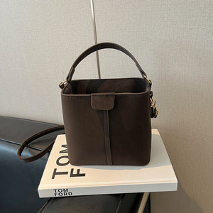 Nova Bolsa Transversal Simples Estilo Coreano para Mulheres, Bolsa de Ombro Retro Matte, Confortável e Versátil, Bolsa Casual com Alça Texturizada - Product Image 4