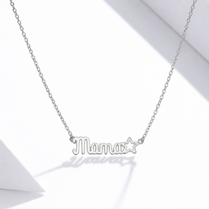 สร้อยคอจี้ชื่อ Mama Star สแตนเลสสตีลสีเงิน พร้อมจี้ตัวอักษรแบบเขียนด้วยลายมือและสายโซ่เส้นเล็ก - Product Image 1
