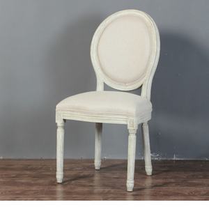 Chaise de salle à manger en bois rembourrée de style Louis XVI, design antique, pour maison ou restaurant - Product Image 2