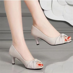 Sandalias de tacón alto de malla de boca de pez de estilo coreano para mujer de verano 2025, plataforma impermeable, zapatos individuales de moda versátiles huecos - Product Image 2