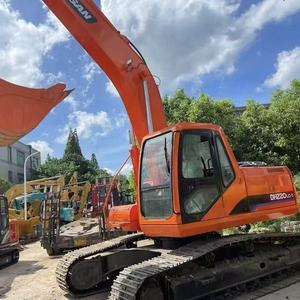 Excavadora hidráulica de cadenas Doosan DX220 usada original de Corea, excavadora mediana de 22 toneladas para movimiento de tierras y construcción de canteras - Product Image 4