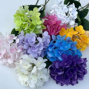 Fleurs d'hortensia en soie gaufrées, décorations de mariage faites à la main, fleurs artificielles modernes pour arrangements de scène et allées. - Product Image 3