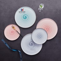 Fourniture d'hôtels, assiettes à dîner rondes, ensembles de vaisselle, vaisselle en porcelaine osseuse lavable au micro-ondes, vaisselle de Noël en céramique