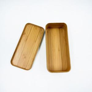Lonchera rectangular de bambú con tapa para uso doméstico, en restaurantes y servicios de catering. - Product Image 1