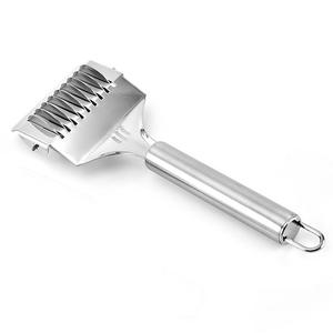 Meilleure vente rouleau de fabrication de nouilles <span class=keywords><strong>manuel</strong></span> en acier inoxydable avec poignée antidérapante coupe-outil pour pâtes - Product Image 2