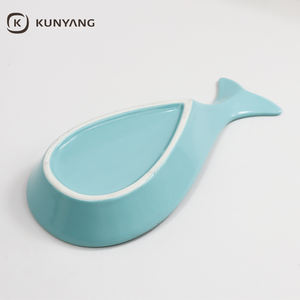 Assiettes en céramique en forme de baleine créatives en gros, vaisselle de cuisine, assiette à collation, vaisselle en céramique - Product Image 2