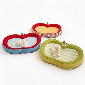 Nid pour chat de dessin animé avec rebord surélevé, coussin amovible et lavable pour chiens de petite et moyenne taille, lit pour chien en peluche en forme de pomme, lit moelleux pour animaux de compagnie - Product Image 1