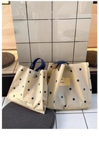 Sacs en plastique haut de gamme MU pour vêtements avec poignée, logo personnalisé imprimé, pour magasins de vêtements féminins, vente en gros, sacs imperméables