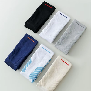 Chaussettes de sport Preme, chaussettes de gym athlétiques avec logo personnalisé, fabricant de chaussettes de basketball pour hommes, calcetines antidérapantes - Product Image 4