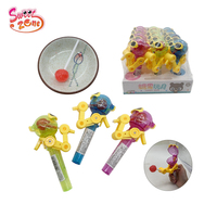 Casher prix de gros sucette saveur de fruits avec des bonbons jouets pour les enfants