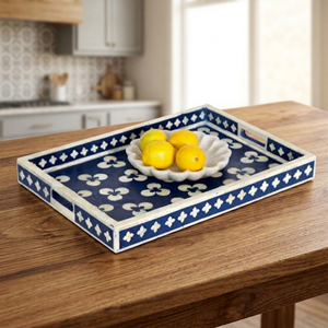 Plateau de service rectangulaire bleu marine à motifs floraux incrustés de os, fait main, motif classique, base en bois de luxe, décor de table - Product Image 1