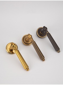 Maniglia per Porta Interna in Ottone Massiccio Spazzolato Oro Minimalista con Design Silenzioso in Stile Vintage Francese CP15-261 di Foshan - Product Image 6