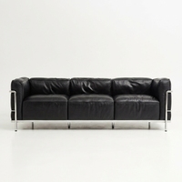 Italienischer minimalistischer Stil, schwarzes PU-Kunstledersofa, modernes Würfelsofa mit Kissen, Beine aus Edelstahl, geschwungene Armlehnen