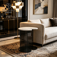 Table d'appoint minimaliste en marbre travertin, design à empiècements, table de chevet pour salon, mobilier multi-usages pour hôtel et maison