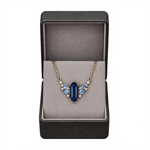 Colgante de Zafiro Azul Chapado en Oro Hecho a Mano, Joyería Elegante para Novia, Regalo de Aniversario Exquisito - Product Image 1