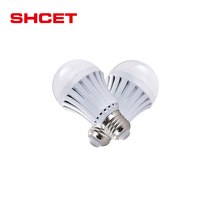 Ampoule LED d'urgence rechargeable E27 à économie d'énergie pour camping, AC100-240V, fabriquée par SHCET (OEM)