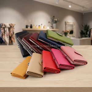 Portefeuilles pour femmes en cuir de haute qualité les plus populaires - Fermeture ouverte, longueur courte, design imperméable, tailles personnalisables - Product Image 3