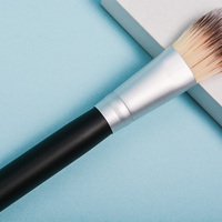 Pinceau de maquillage en poils synthétiques personnalisé avec logo pour masque facial et fond de teint, applicateur végétalien à manche en bois – Vente en gros