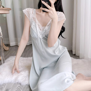 Camisón largo de seda helada para mujer con cuello en V y tirantes finos de encaje, ropa de dormir para el hogar, verano 2025 - Product Image 1