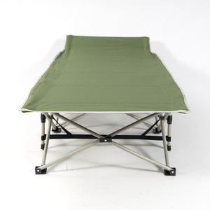 Lit de <span class=keywords><strong>camping</strong></span> portable de bureau extérieur 2024, lit simple avec poche latérale, couleur personnalisée, lit de <span class=keywords><strong>camping</strong></span> pliable - Product Image 2