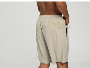 <span class=keywords><strong>Pantaloncini</strong></span> da uomo 2023 Custom <span class=keywords><strong>con</strong></span> cerniera per telefono e cerniera per palestra allenamento da <span class=keywords><strong>calcio</strong></span> a asciugatura rapida <span class=keywords><strong>pantaloncini</strong></span> da uomo larghi al ginocchio in Nylon da palestra - Product Image 2