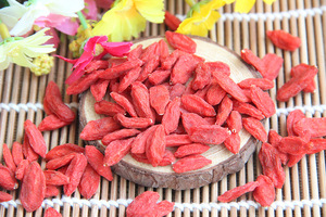 Высококачественные сушеные ягоды годжи (красные волчьи ягоды) из Китая, горячая распродажа - Product Image 2