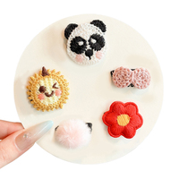 Barrettes à cheveux adorables en tricot avec appliques pour bébés filles, motifs crochetés Panda, Lion, fleurs rouges, design mixte en tricot