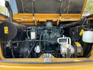 Offre Spéciale SANY SY95C SY155C Mini pelleteuse sur chenilles d'occasion Poids de fonctionnement de 9 tonnes Godet de pompe à moteur 1 an 2 tonnes - Product Image 6