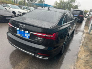 Voiture d'occasion Audi A6L <span class=keywords><strong>45</strong></span> <span class=keywords><strong>TFSI</strong></span> <span class=keywords><strong>Quattro</strong></span> Premium Luxury Sedan 2021 - Product Image 6