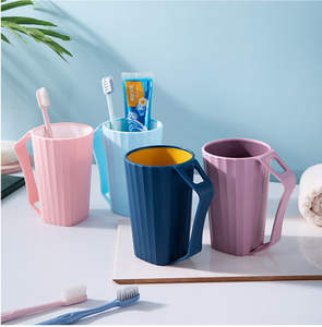 Taza creativa para hacer gárgaras para el hogar con asa, taza de aseo para dormitorio de estudiante familiar de dos tonos, taza de cepillado de viaje para parejas - Product Image 4