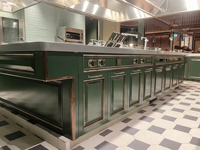Four à vapeur, wok et friteuse combinés robustes, équipement de cuisson commercial personnalisé pour la restauration haut de gamme