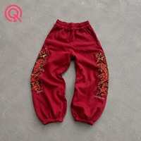 Pantalon Homme Vintage à Revers avec Patch Brodé Personnalisé, Couture Contraste Rouge, Finition Reverse Seam, Style Streetwear – Fournisseur Populaire