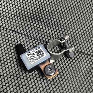 Gm Battery Positive <b>Terminal</b> Connector 13517337 Quick Disconnect For Car - Product Image 4