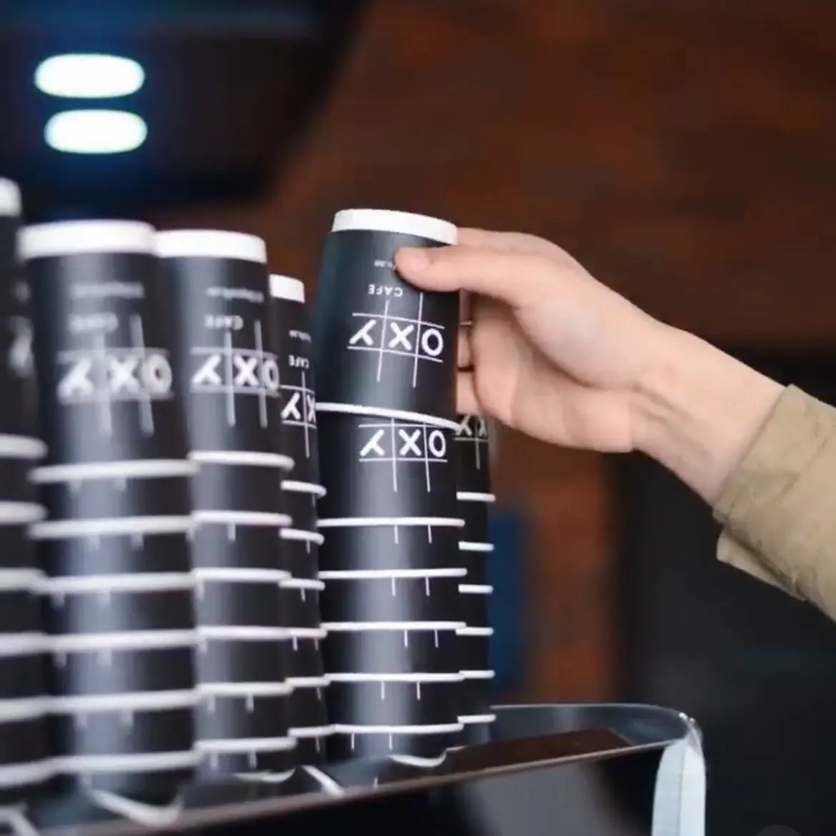 AT PACK 친환경 컵 무료 샘플 4Oz 8Oz 12Oz 16Oz 20Oz 뜨거운 음료 테이크 아웃 커피 컵 뚜껑이있는 일회용 커피 컵