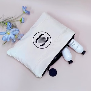 Trousse de toilette imperméable en nylon écologique personnalisée, étui à fermeture éclair matelassé en coton, rangement organisé, organisateur de cosmétiques - Product Image 4