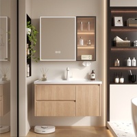 Meuble-lavabo de salle de bain de luxe en chêne clair nordique avec structure en aluminium alvéolé, double tiroir, porte simple, miroir LED intelligent, porte-serviettes et vasque