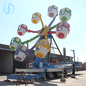 Divertido y Económico: Equipo de Parque de Atracciones en Oferta - Noria de Linternas para 32 Personas para Exteriores - Product Image 1