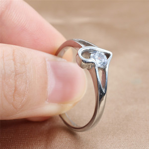 Heart Shape <b>Titanium</b> Steel <b>Ring</b> Silver Women's Fashion Jewelry Retro Punk Style Prong Setting Gift 240100 - Product Image 3