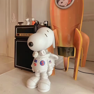 Sculpture d'animal <span class=keywords><strong>Snoopy</strong></span> en résine de fibre de verre de dessin animé personnalisée pour la décoration de la maison, statue d'art - Product Image 3