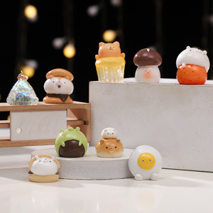 ร้านขายของเล่นยูโม่ รุ่นที่ 2 ตุ๊กตาเรซิ่นตกแต่งโต๊ะทำงาน ของขวัญสำหรับทุกเพศ - Product Image 1