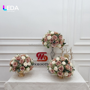 Bola de Flores Artificiales LEDA, Centro de Mesa para Boda, Día de San Valentín, Arreglo de Seda Hecho a Mano y Personalizado para Eventos y Banquetes - Product Image 3