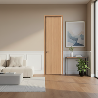 Porte battante intérieure en bois sur mesure, design moderne en bois pour maisons, appartements, villas et projets résidentiels