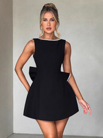 Robe Fourreau Mini RedPeony d'Été Vestidos Femme 2025 Robes Élégantes Sexy Robe de Soirée Blanche Perles Dos Nu Nœud