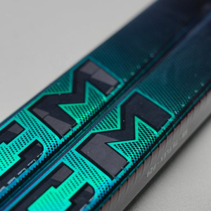 新しいユースとジュニアホッケースティックアイスカーボンファイバー強化シャフトクイックリリース価格カスタム保護ホッケーヘルメット - Product Image 3