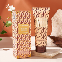 Crème éclaircissante pour le corps en marque privée, crème pour les taches brunes, peau noire, crème naturelle pour unifier le teint, lotion éclaircissante pour le corps à la niacinamide